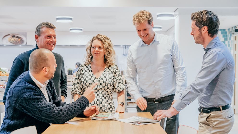Collega\s VN Connect in overleg
